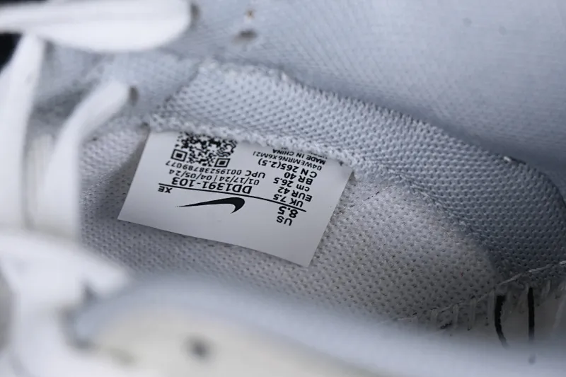 All Categories Nk SB Dunk Series Nk SB Dunk Low Low-top sneakers Nk Dunk Retro "Grey Fog" Panda Prank Go to Tibet Heart of the wilderness Low-top casual sneakers DD1391-103